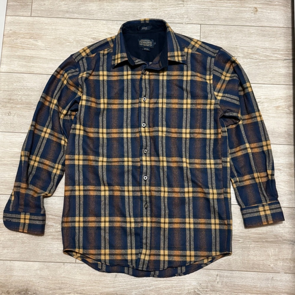 Pendleton Lodge Shirt Mens Medium Blue Tan Plaid 100% Virgin Wool Button‎ Down